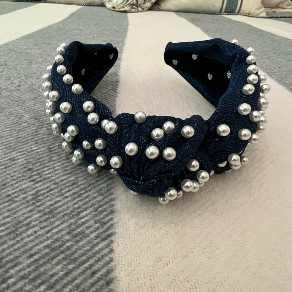 Lele Sadoughi headband- blue jean with pearl